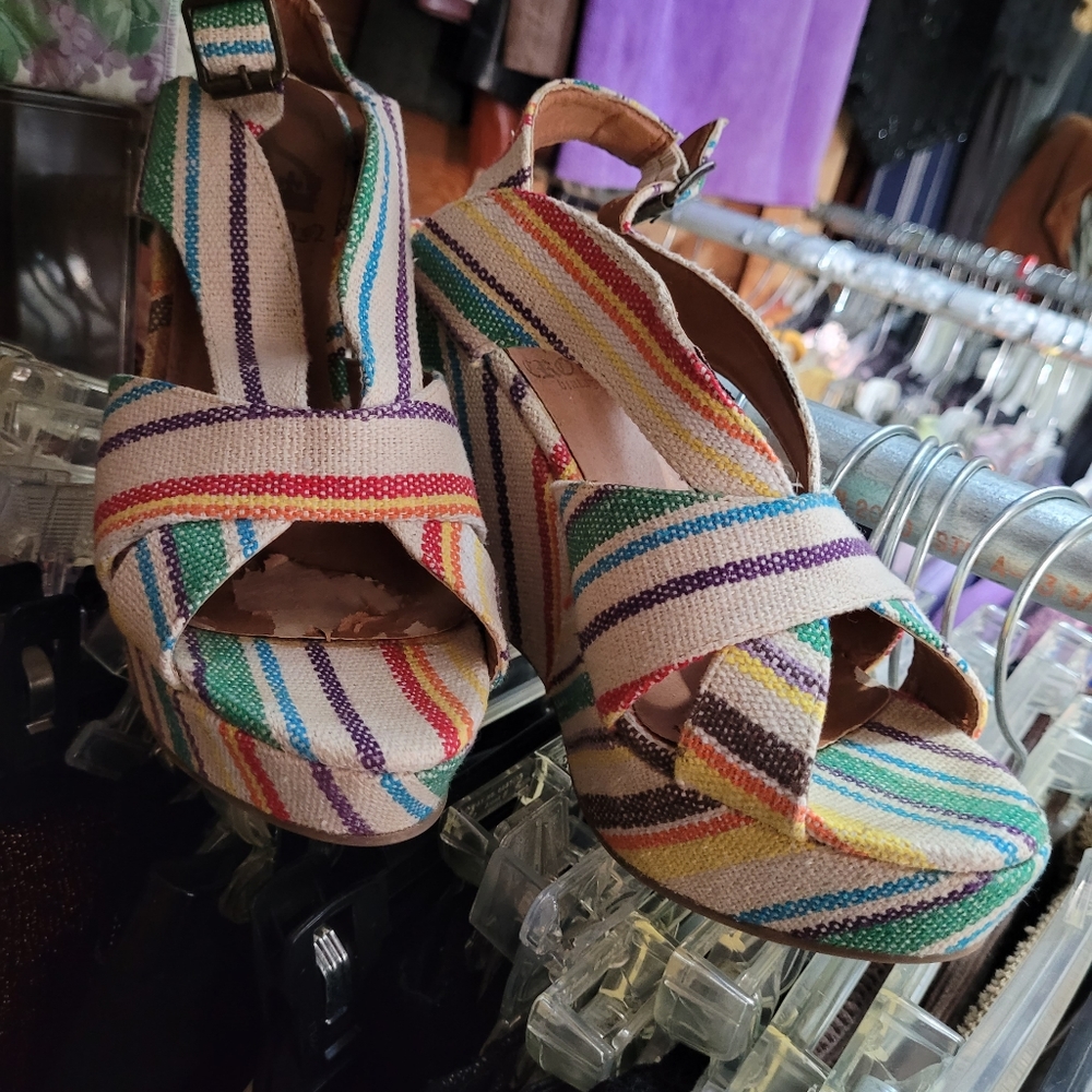 Size 8 Crown Vintage Rainbow Pinstripe Fabric Wedged Heels
